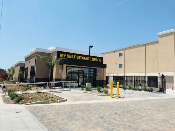 My Self Storage Space - Fullerton - 201 South Balcom Avenue