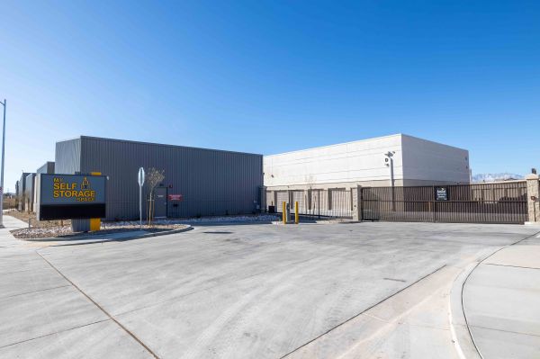 My Self Storage Space - Silverado - 9625 Gilespie Street