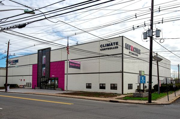 Mycube Storage - 730 Schuyler Avenue