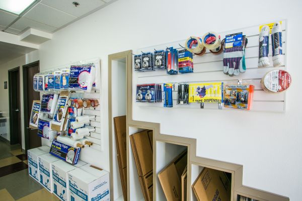 Shield Storage - 4450 N Jones Blvd - 4850 North Jones Boulevard