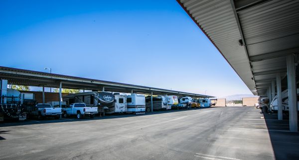 Shield Storage - 4450 N Jones Blvd - 4850 North Jones Boulevard
