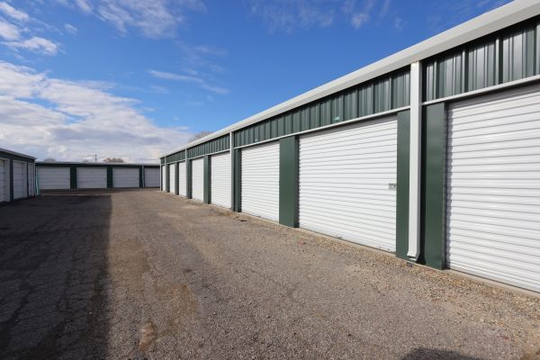 Renta Space - 565 32 1/2 Road