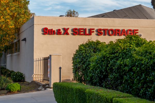 9th and X Self Storage - 2410 9Th Street