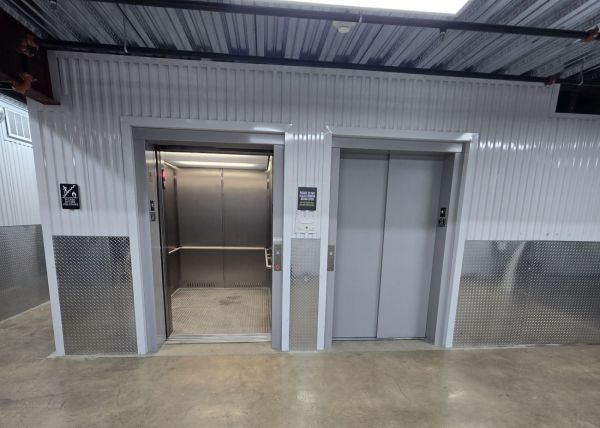 Extra Space Storage - 5201 - San Antonio - 1114 W Commerce St - 1114 West Commerce Street