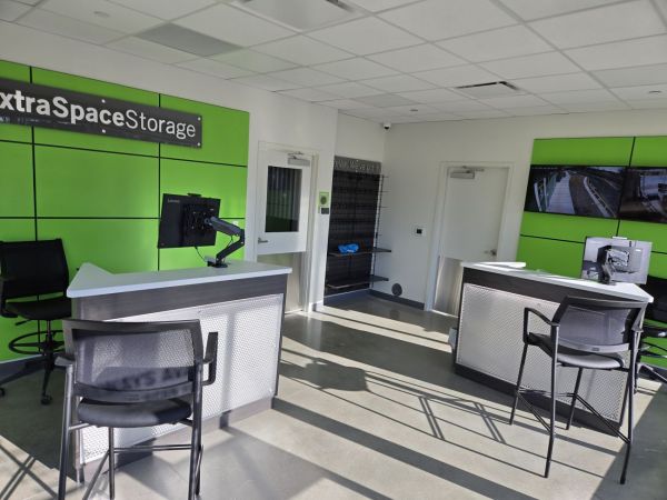 Extra Space Storage - 6797 - Gambrills - Crain Hwy - 844 Robert Crain Highway