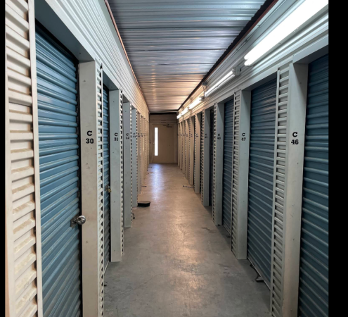 Houston Mini Storage - 1921 Hollister Street