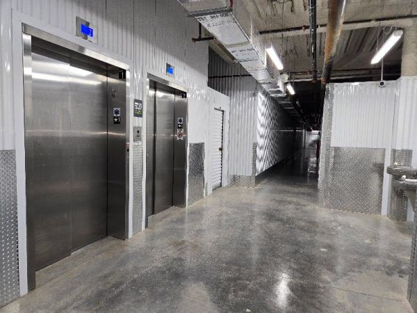Extra Space Storage - 5052 - Tampa - N Dale Mabry Hwy - 11810 North Dale Mabry Highway