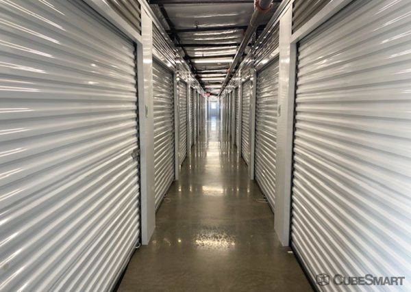 CubeSmart Self Storage - 1326 East Grande Boulevard - TX - 1326 East Grande Boulevard