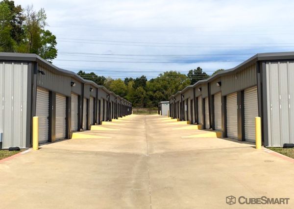CubeSmart Self Storage - 1326 East Grande Boulevard - TX - 1326 East Grande Boulevard