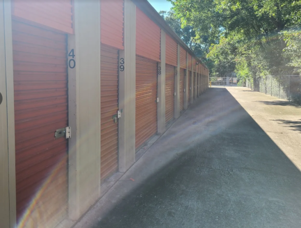 D & W Self Storage - 14655 Old Humble Road