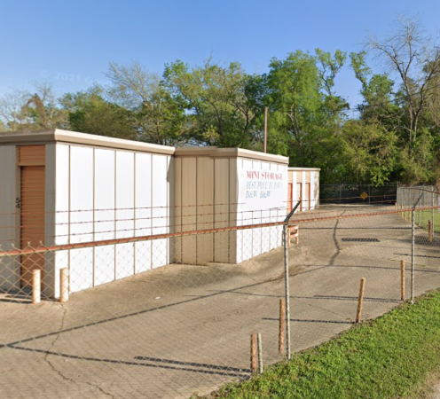 D & W Self Storage - 14655 Old Humble Road