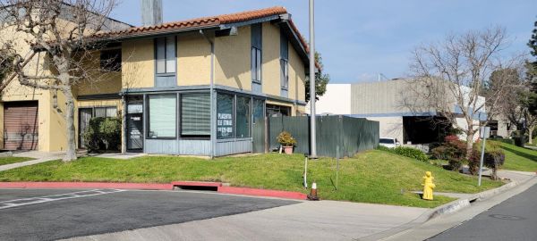 Placentia Self Storage - 585 Porter Way