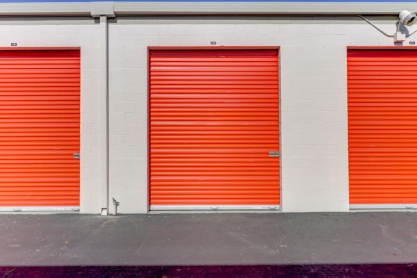 Palmyra Mini Storage - 512 West Palmyra Avenue