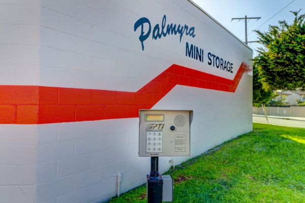 Palmyra Mini Storage - 512 West Palmyra Avenue