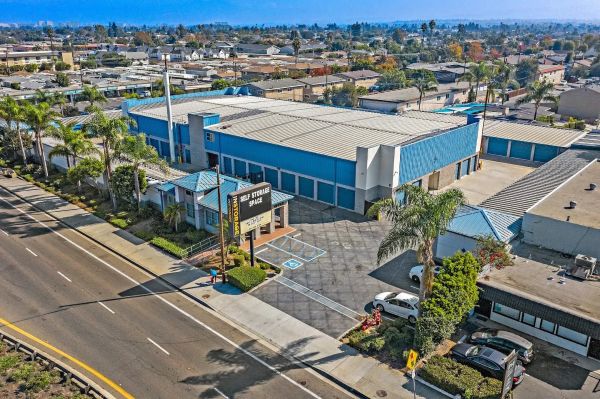 Instorage - Costa Mesa - 2038 Newport Boulevard