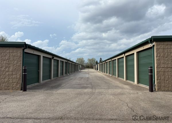 CubeSmart Self Storage - 1400 Bohr Avenue- IL - 1400 Bohr Avenue