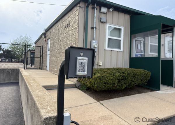 CubeSmart Self Storage - 1400 Bohr Avenue- IL - 1400 Bohr Avenue
