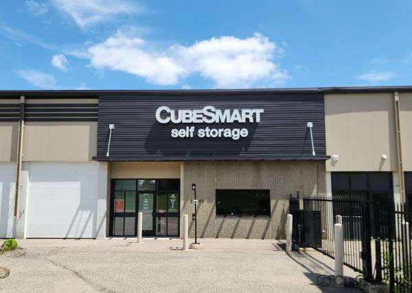 CubeSmart Self Storage - 22595 Pillsbury Avenue- MN - 22595 Pillsbury Avenue