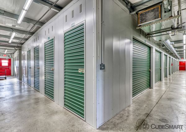 CubeSmart Self Storage - 4300 Interstate Boulevard - IL - 4300 Interstate Boulevard