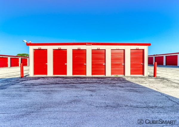CubeSmart Self Storage - 4300 Interstate Boulevard - IL - 4300 Interstate Boulevard