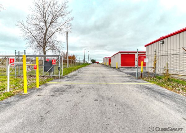CubeSmart Self Storage - 9219 North Industrial Road- IL - 9219 North Industrial Road