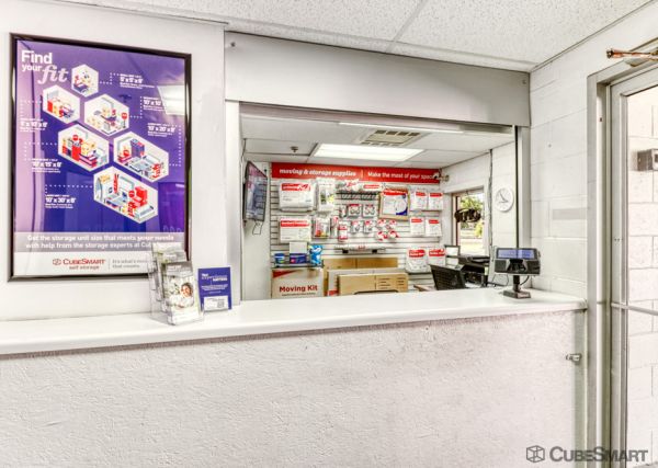 CubeSmart Self Storage - 3015 North Main Street - IL - 3015 North Main Street