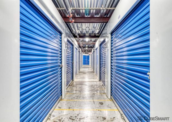 CubeSmart Self Storage - 3015 North Main Street - IL - 3015 North Main Street