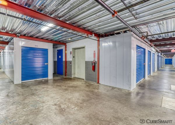 CubeSmart Self Storage - 3015 North Main Street - IL - 3015 North Main Street