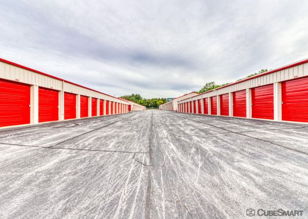 CubeSmart Self Storage - 7511 Vandiver Road - IL - 7511 Vandiver Road