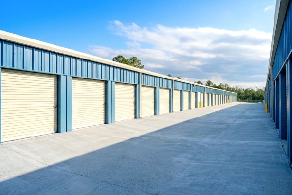Mighty Oak Self Storage - 17 Percy Howard Road