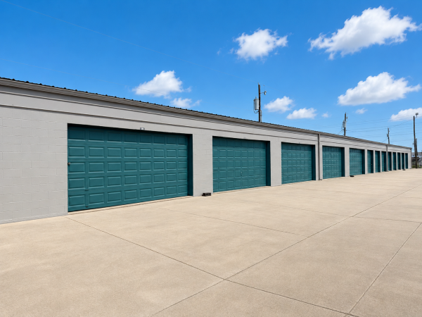Endless Storage - Holly Road - 5849 Holly Rd