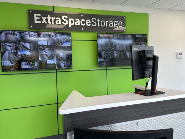 Extra Space Storage - 6901 - Bridgeport - Railroad Ave - 1525 Railroad Avenue