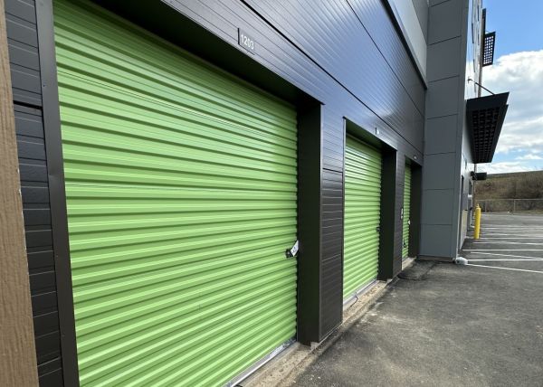 Extra Space Storage - 6901 - Bridgeport - Railroad Ave - 1525 Railroad Avenue