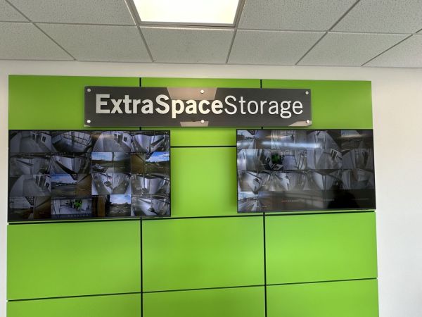 Extra Space Storage - 6901 - Bridgeport - Railroad Ave - 1525 Railroad Avenue