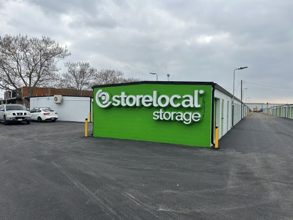 Storelocal Storage - 325 Fm 1103