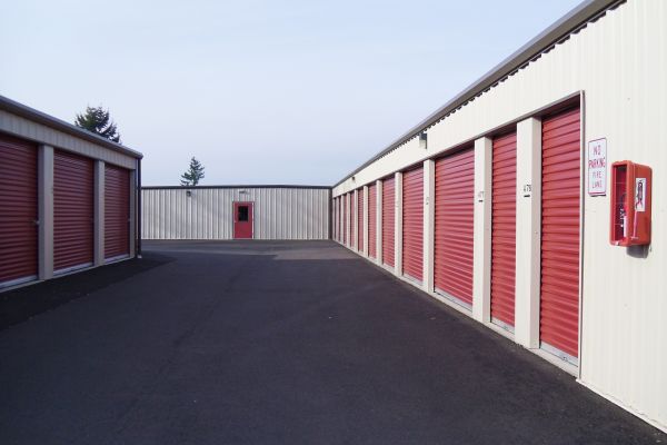 FreeUp Storage Salem Blossom Drive - 3715 Blossom Drive Northeast