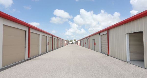 iStorage - 7020 - SR70 Bradenton - 4660 53rd Avenue East
