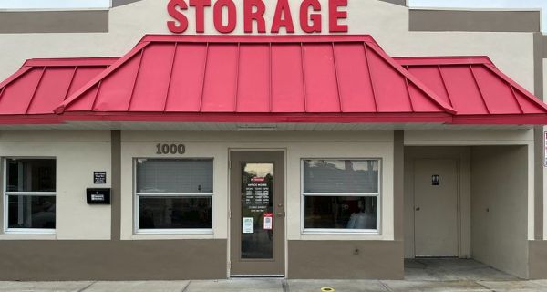 iStorage - 7018 - Spring Hill - 1000 Commercial Way
