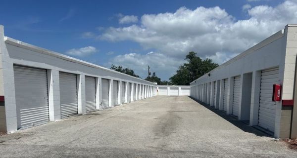 iStorage - 7001 - West Bradenton - 8400 Cortez Road West