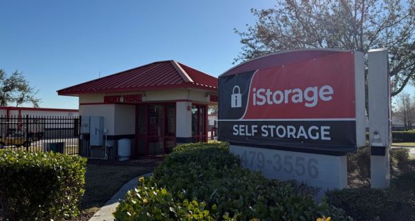 iStorage - 7102 - Parrish - 8709 Old Tampa Rd
