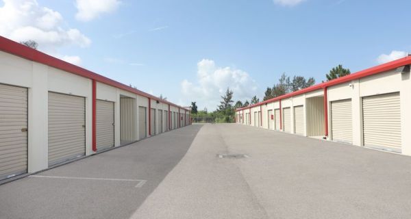 iStorage - 7106 - SR70 Bradenton - 1102 53rd Avenue West