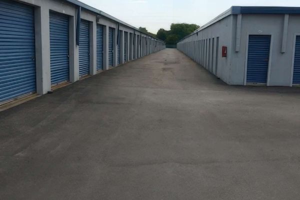 Avid Storage - Airline - 11820 Airline Drive