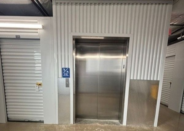 Extra Space Storage - 5221 - Allen - Curtis Ln - 1450 Curtis Lane