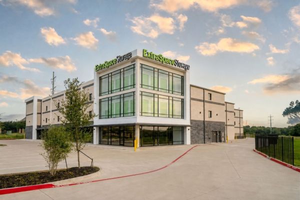 Extra Space Storage - 5221 - Allen - Curtis Ln - 1450 Curtis Lane