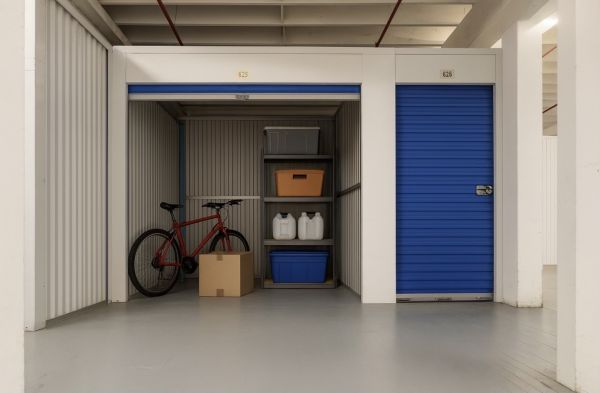 ELM Storage - 1034 Short Elm Street