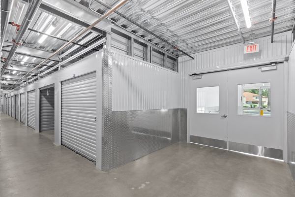 US Storage Centers - Covina - Cutter - 529 Cutter Way