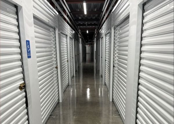Extra Space Storage - 5193 - Atlanta - Fairburn Rd SW - 2535 Fairburn Road Southwest