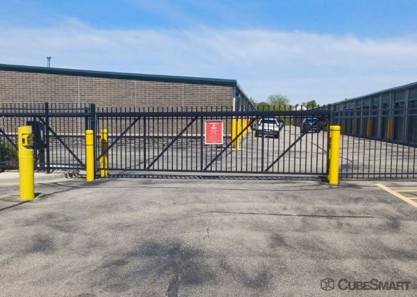 CubeSmart Self Storage - 11200 Kiley Drive - IL - 11200 Kiley Drive
