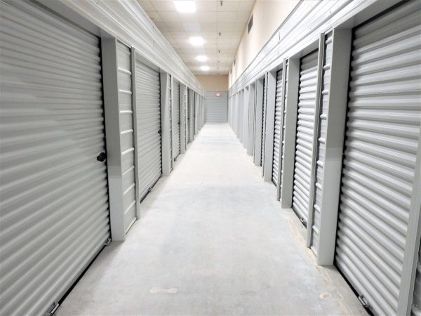 Milan Storage - 418 1st Ave W