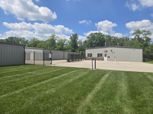 Mini Storage Depot - North Meadow - 165 Hackett Road